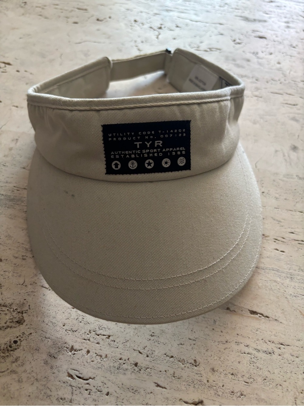 TYR Light Beige Sports Visor with Logo Patch